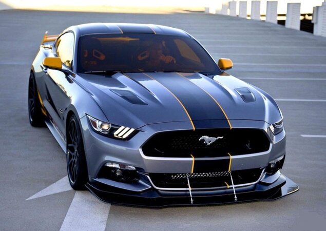O Mustang F-35 Lightning II possui difusor dianteiro fabricado com fibra de carbono