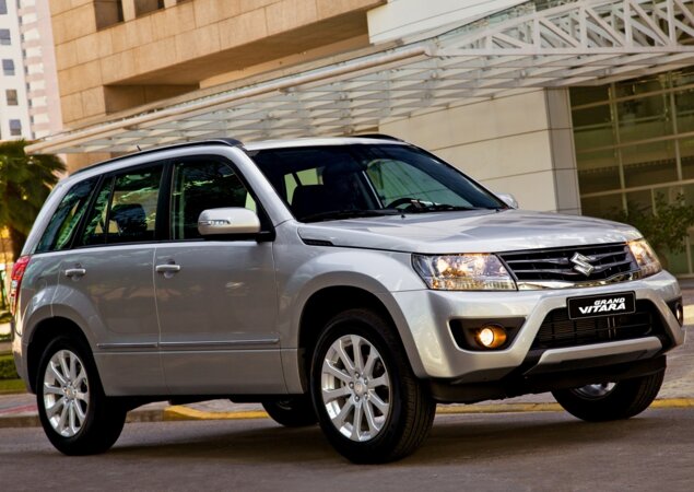 Nova opção 4x2 AT do Suzuki Grand Vitara chega custando R$ 79.900 e toma como base a versão de entrada do utilitário