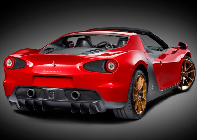 Seu nome presta uma homenagem ao famoso designer Sergio Pininfarina