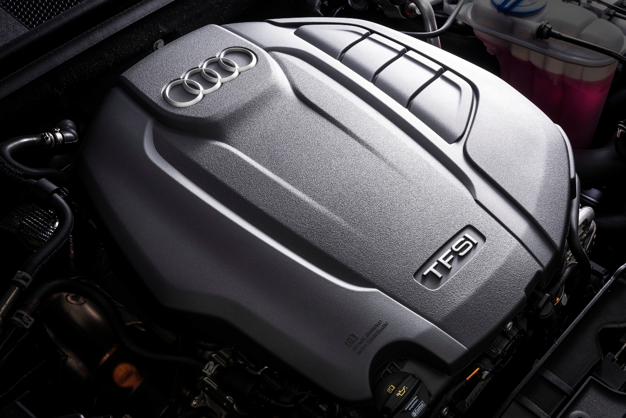 Motor também passa a ser 1.8 de 170 cv
