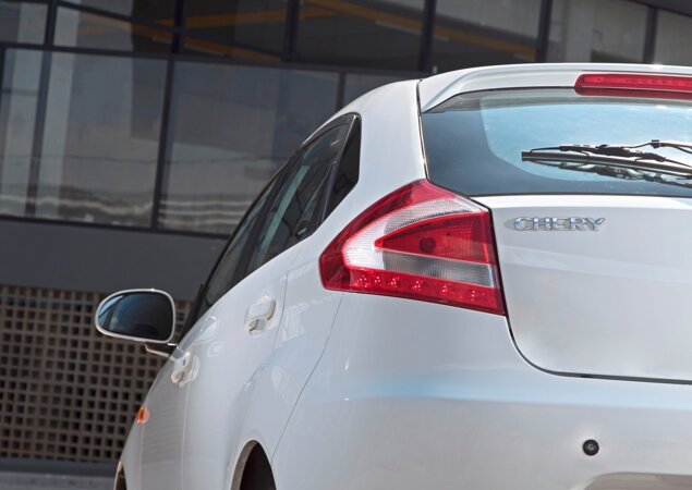 Detalhe das lanternas, agora com nova disposição das luzes
