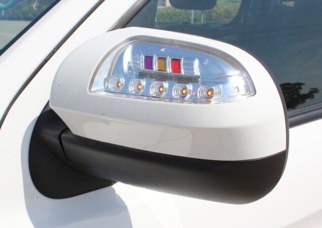 Detalhe do retrovisor que equipa o modelo chinês