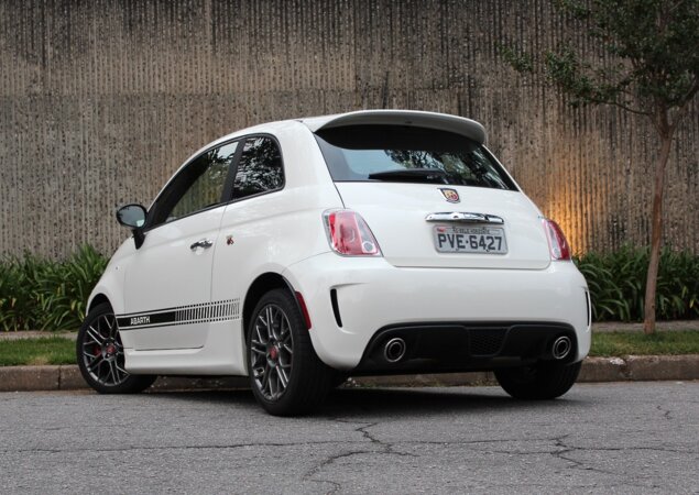 500 Abarth sai por R$ 81.510