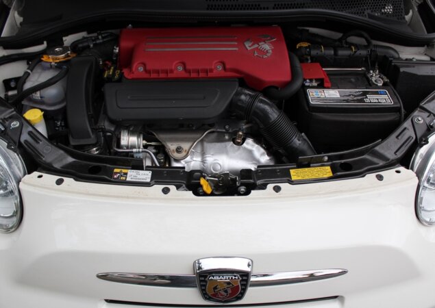 Motor que leva o escorpião na tampa é um 1.4 turbo de 167 cv de potência