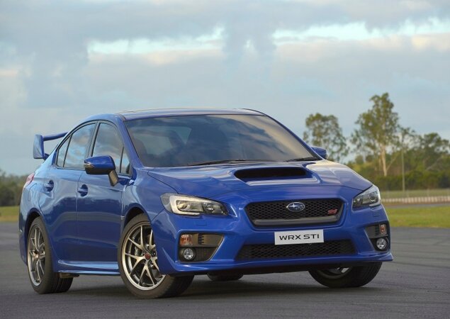 Com 305 cv de potência, o WRX STI (foto) custará R$ 194.900