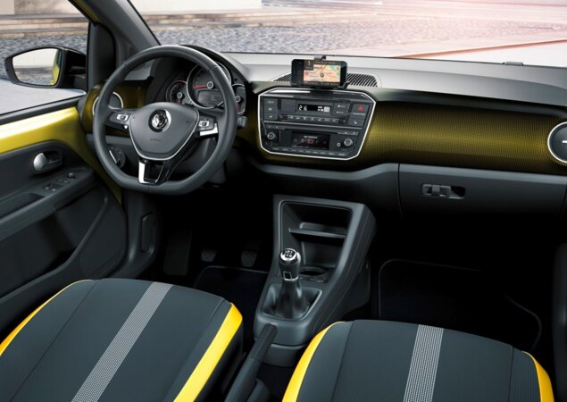 Interior ganhará rádio com integração com smartphones