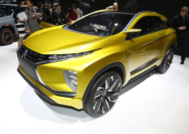 Mitsubishi EX Concept