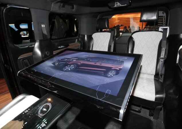Peugeot Traveller i-Lab