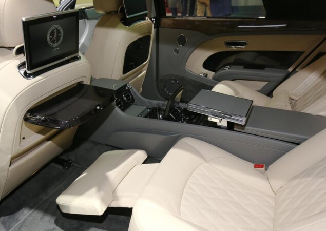 Bentley Mulsanne EWB