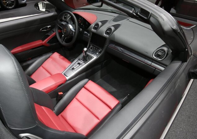Porsche 718 Boxster