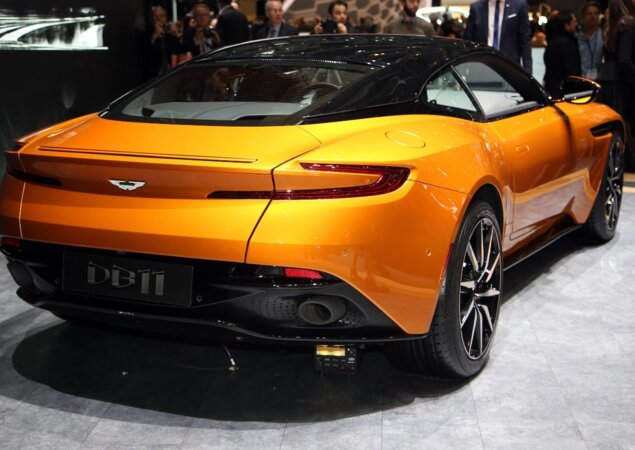 Aston Martin DB11