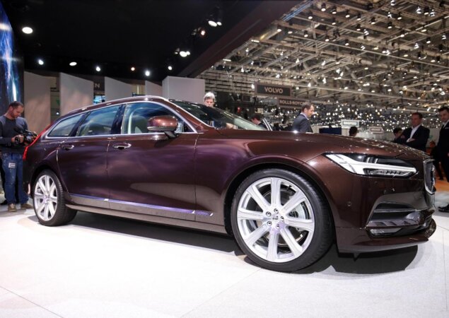 Volvo V90