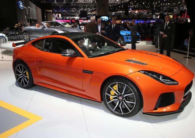 Jaguar F-Type SVR coupe
