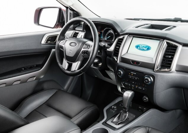 Interior da Ranger 2017 terá nova central multimídia