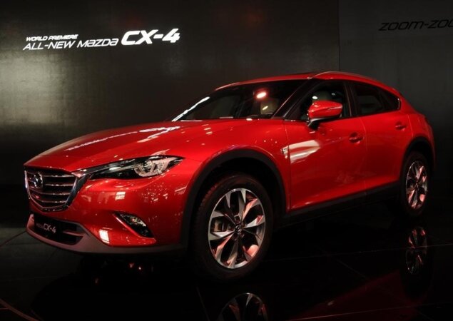 Mazda CX-4: mostrado no Salão de Frankfurt no ano passado, CX-4 será vendido só na China