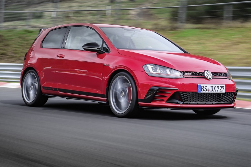 O VW Golf GTI Clubsport S é a versão GTI mais potente já fabricada e criada para celebrar os 40 anos do famoso hatch