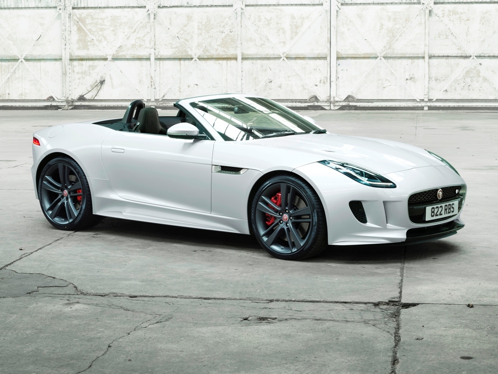 Série limitada Jaguar F-Type British Design chega às lojas do País no dia 21 de maio