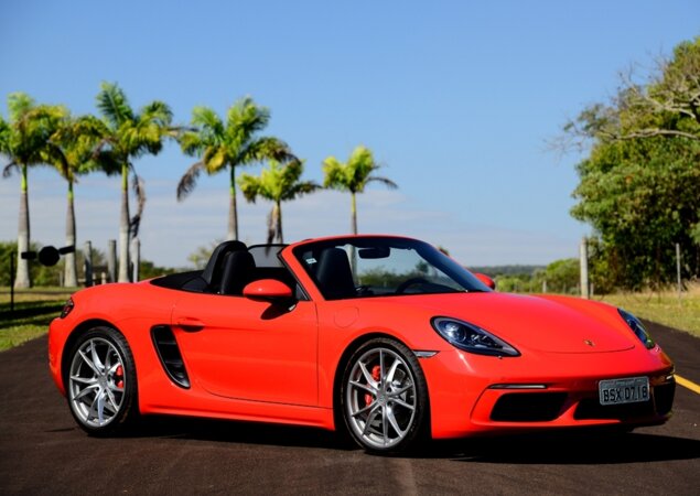 Nova geração agora é chamada de 718 Boxster