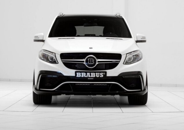 Modelo vai de 0 a 100km/h de apenas 3,8 segundos e chega à velocidade máxima, limitada eletronicamente, de 320 km/h