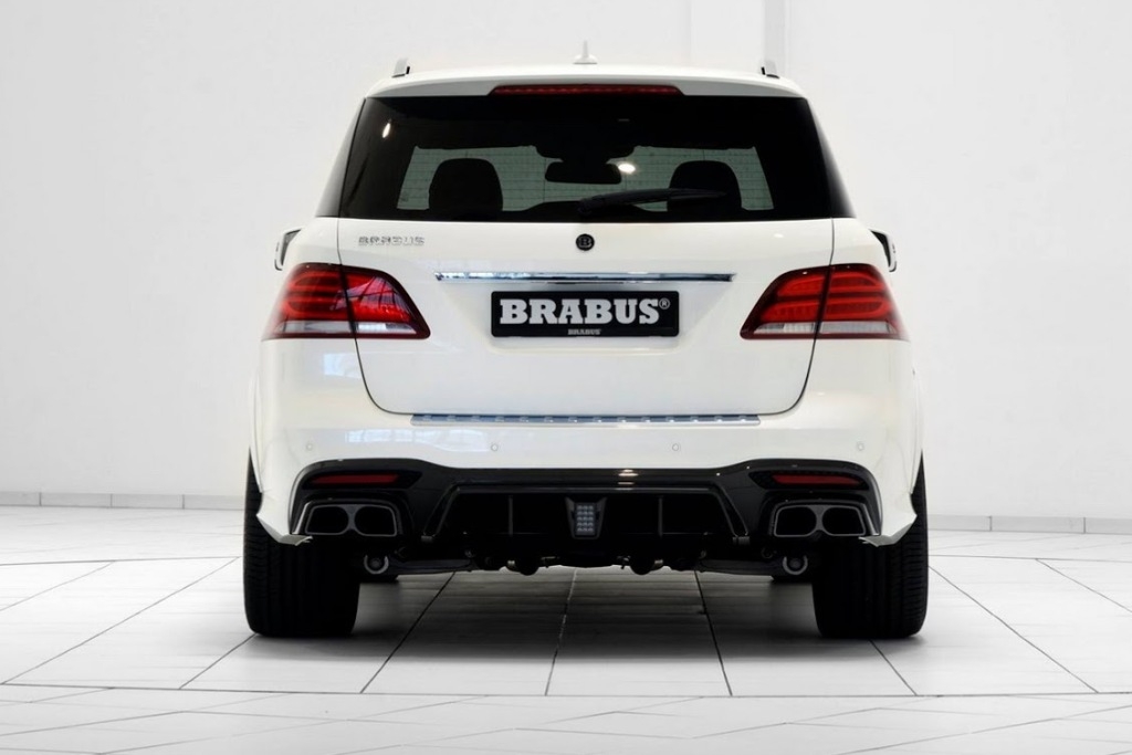 Versão não se difere muito visualmente do modelo de 700 cv