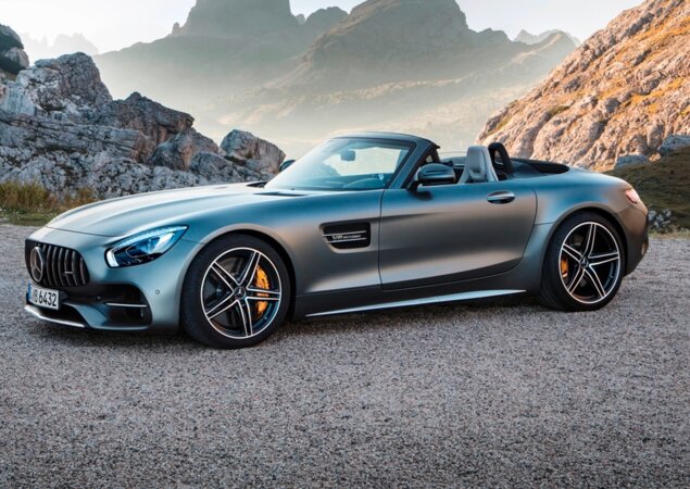 AMG GT C Roadster: esportivo chega até o final do primeiro semestre de 2017