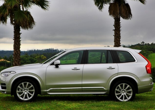 Volvo XC90 D5