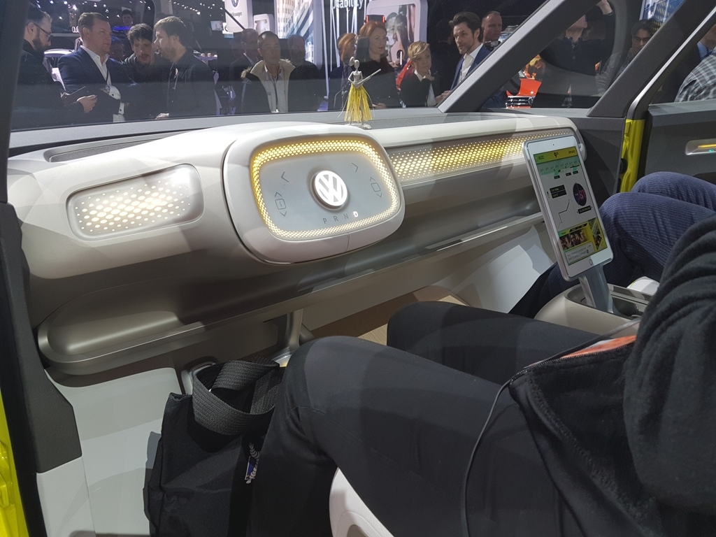 VW I.D. Buzz: conceito elétrico é inspirado na Kombi