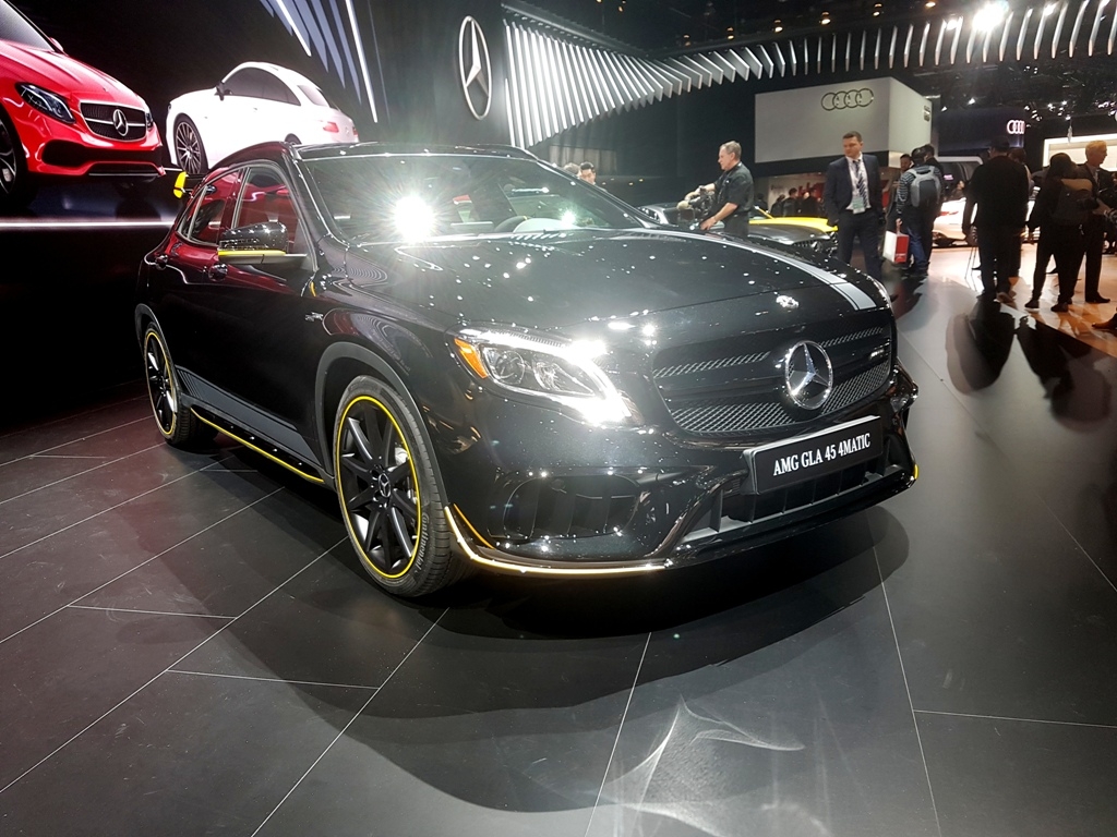 Mercedes-AMG GLA 45 Yellow Night Edition: série especial comemora o sucesso da linha 45