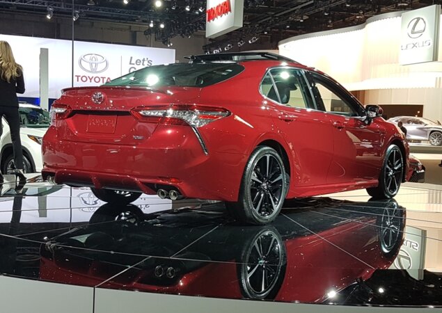 Toyota Camry: nova geração ainda não tem data para vir ao Brasil