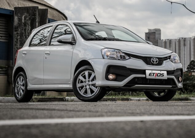 Todas as versões do Etios passam a trazer a nova frente já presente na Platinum e na série especial Ready