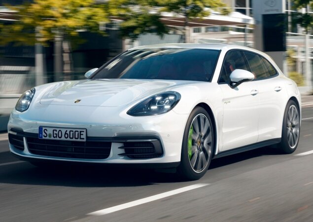 O Panamera Sport Turismo estreia em Genebra em cinco versões
