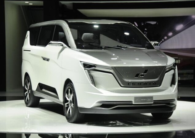 W Motors Iconiq 7 luxury MPV EV