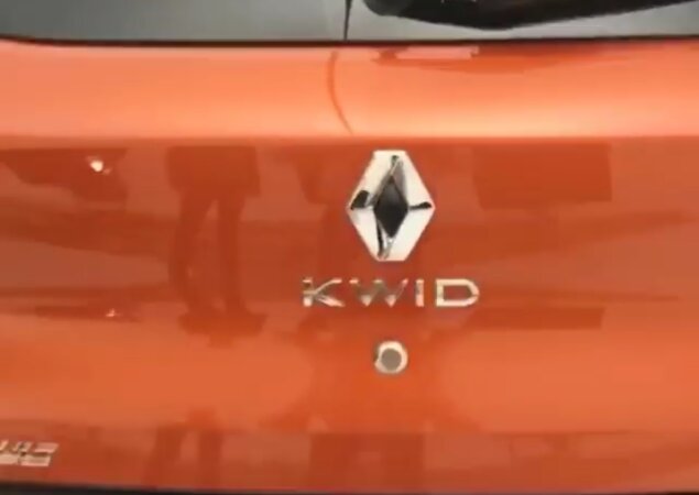 Modelo apareceu brevemente no Instagram da Renault