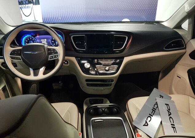 Interior da Pacifica