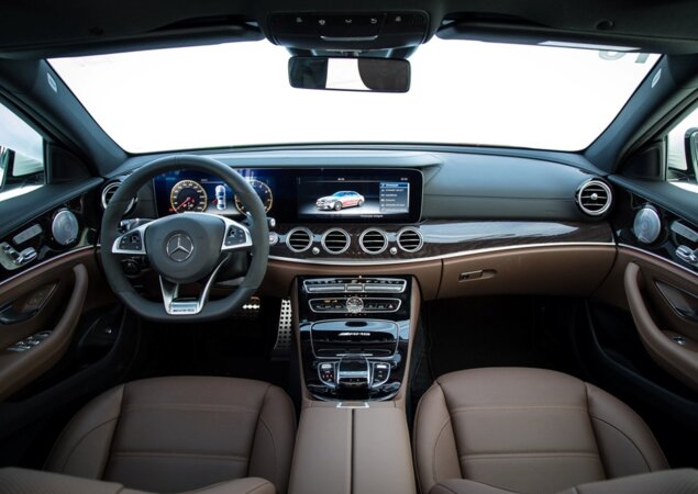 Interior é luxuoso