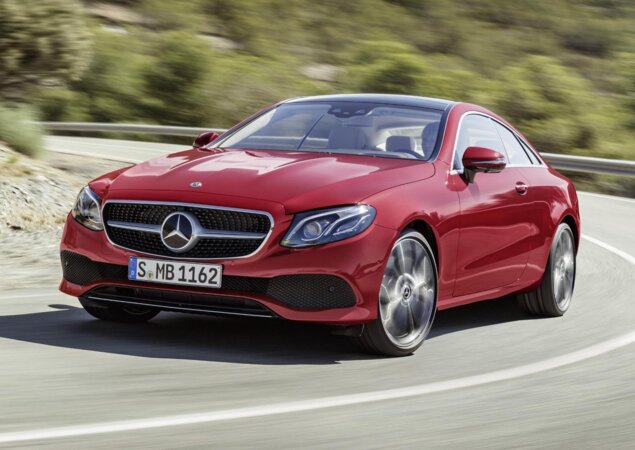 Nova geração do Mercedes-Benz Classe E Coupe chega ao Brasil