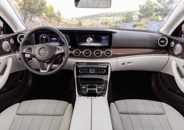 Segundo a Mercedes, o interior tem inspiração em iates