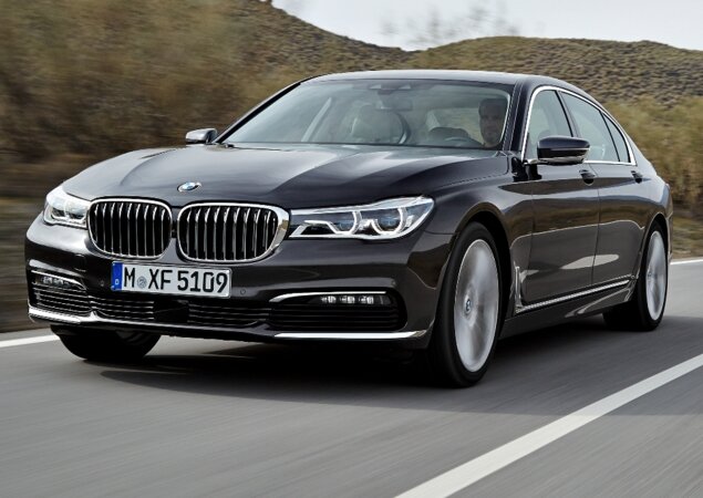 Nova versão 750Li Pure Excellence já está nas lojas no Brasil