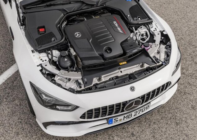 O GT 4-Door pode ter um 3.0 de seis cilindros em linha