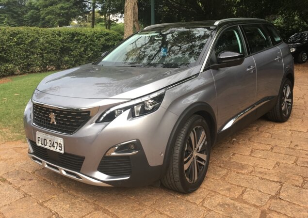 Peugeot lança no Brasil o 5008