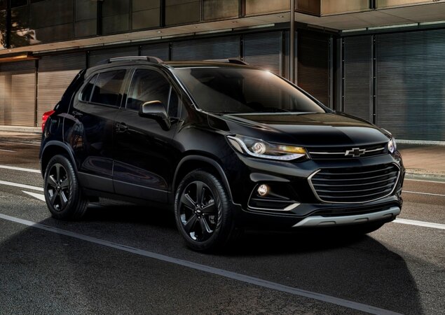 Chevrolet Tracker ganha série especial Midnight no Brasil
