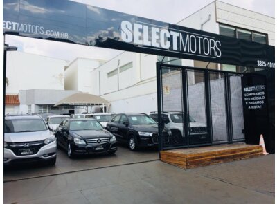 Select Motors