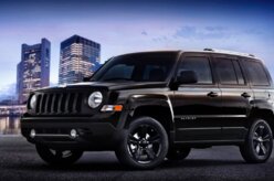 Jeep lança edição especial black-out nos EUA