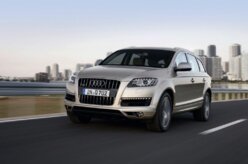 Audi Q7 perde 61 cv em nova versão