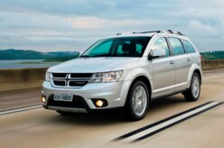 Dodge Journey recebe versão AWD