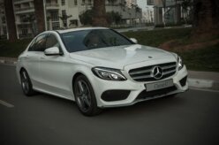 Mercedes Classe C chega ao Brasil