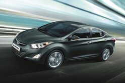 Hyundai lança New Elantra por R$ 79.990