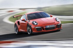Genebra: Porsche 911 deverá ganhar versão para 
