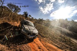 Lançamento: Jaguar F-Pace 2017