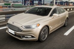 Ford Fusion Hybrid 2017 quer ser luxo consciente 